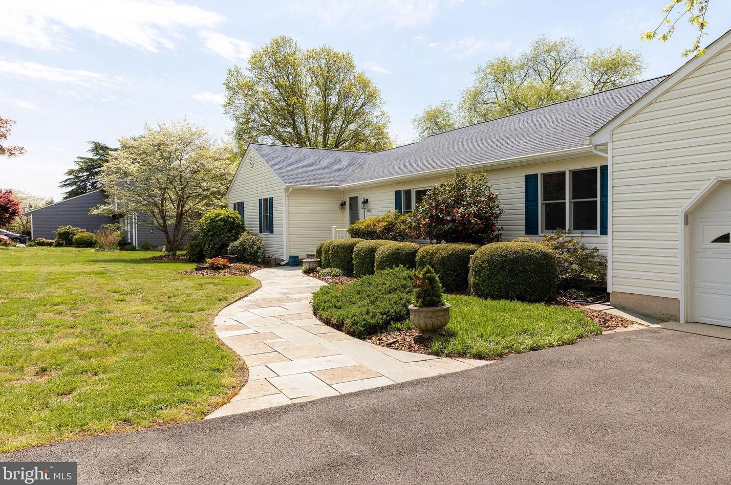 40811 40 Dr, Leonardtown, MD 20650-2153