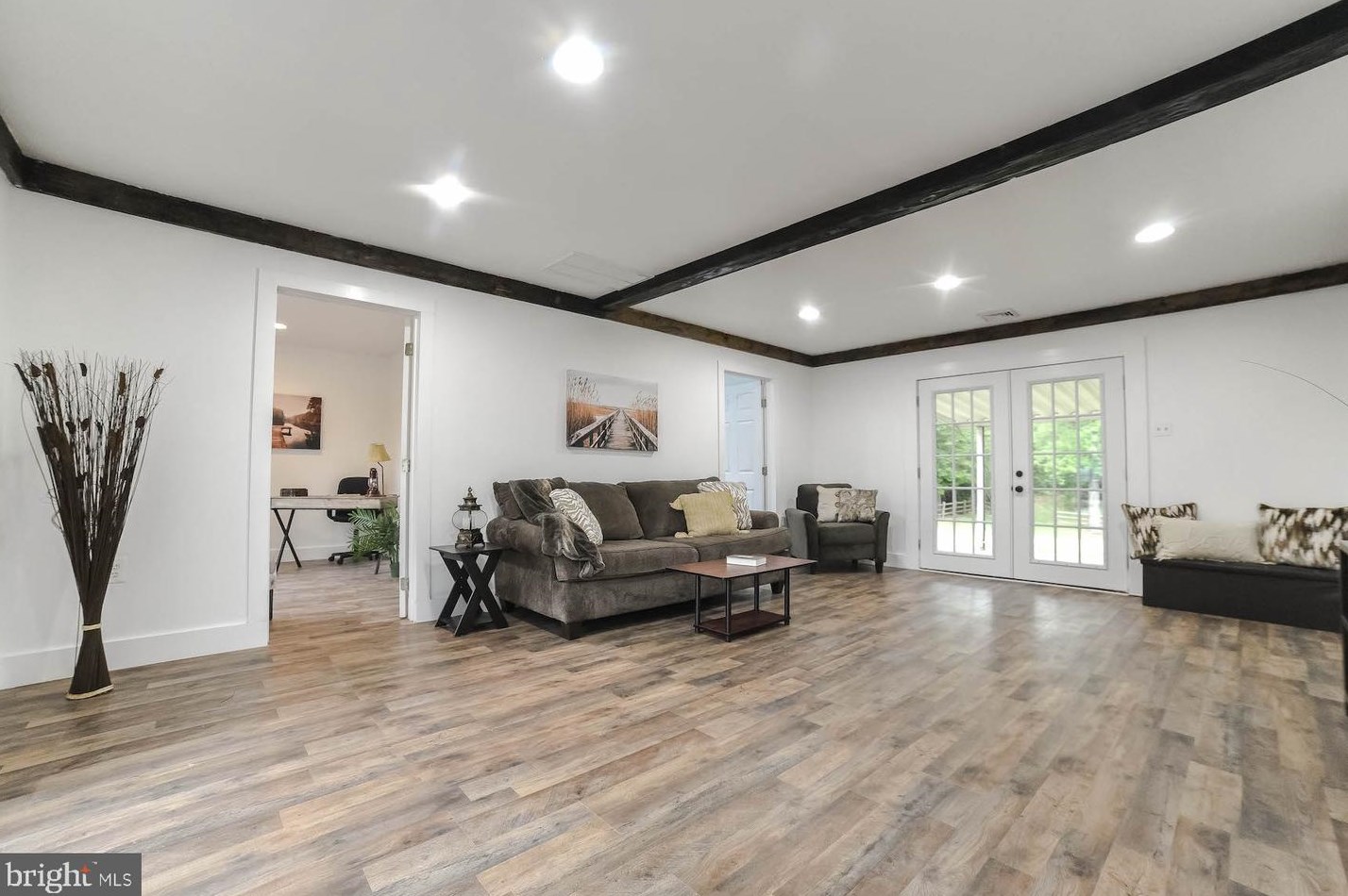 21920 Point Lookout Rd, Leonardtown, MD 20650-5139