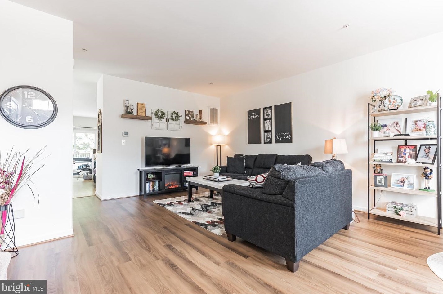 45548 Catalina Ln, California, MD 20619-5109