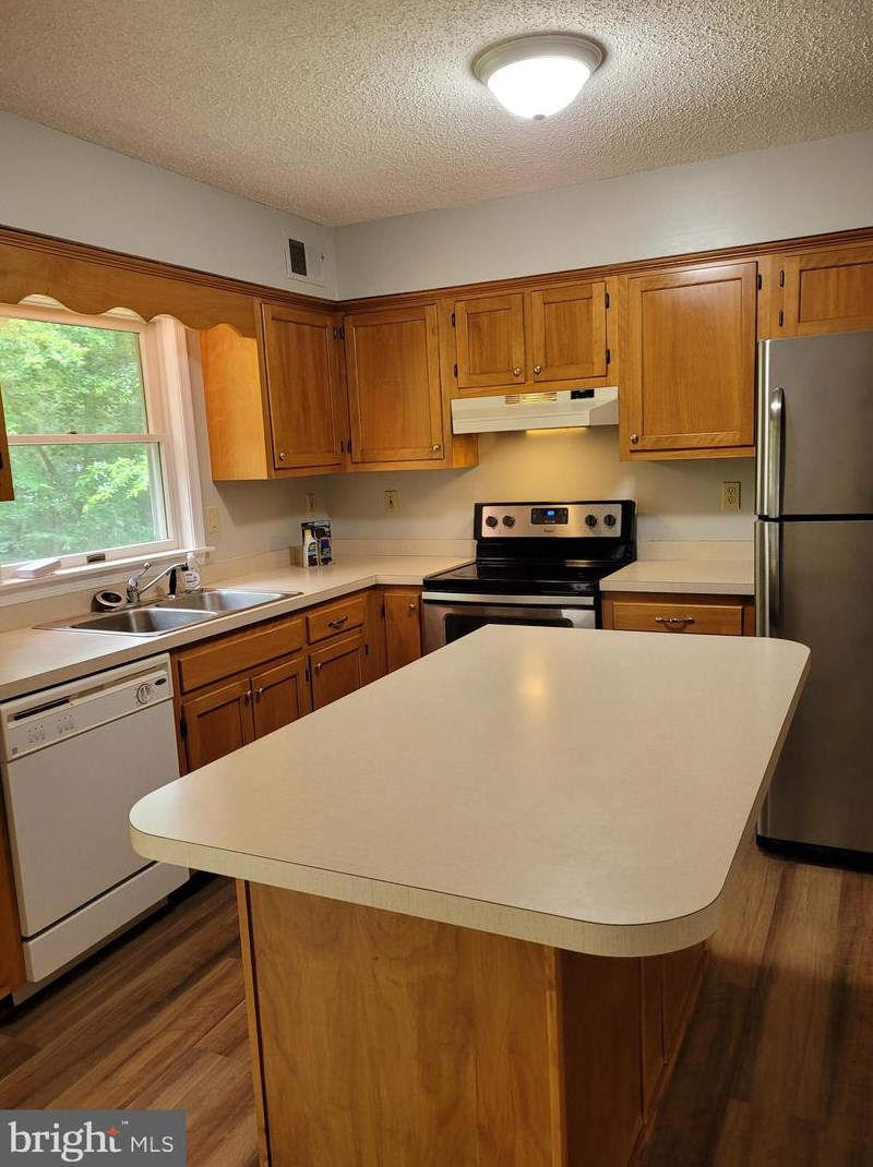 20912 Camp Cosoma Rd, Leonardtown MD  20650-5147 exterior