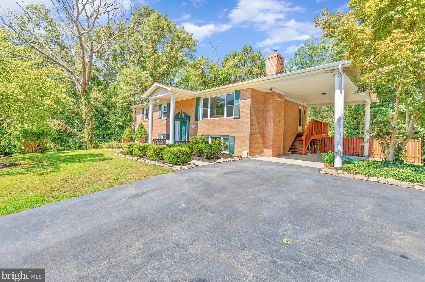 38020 Indian Creek Dr, Charlotte Hall, MD 20622-3147