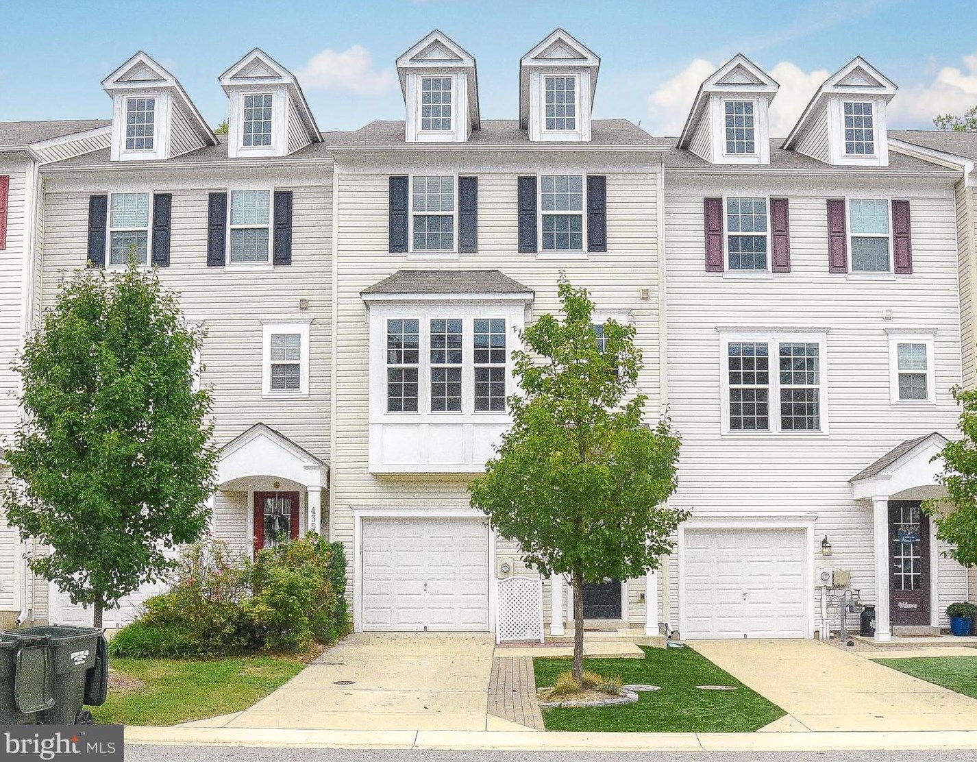 43540 Wild Iris St, California, MD 20619-7142