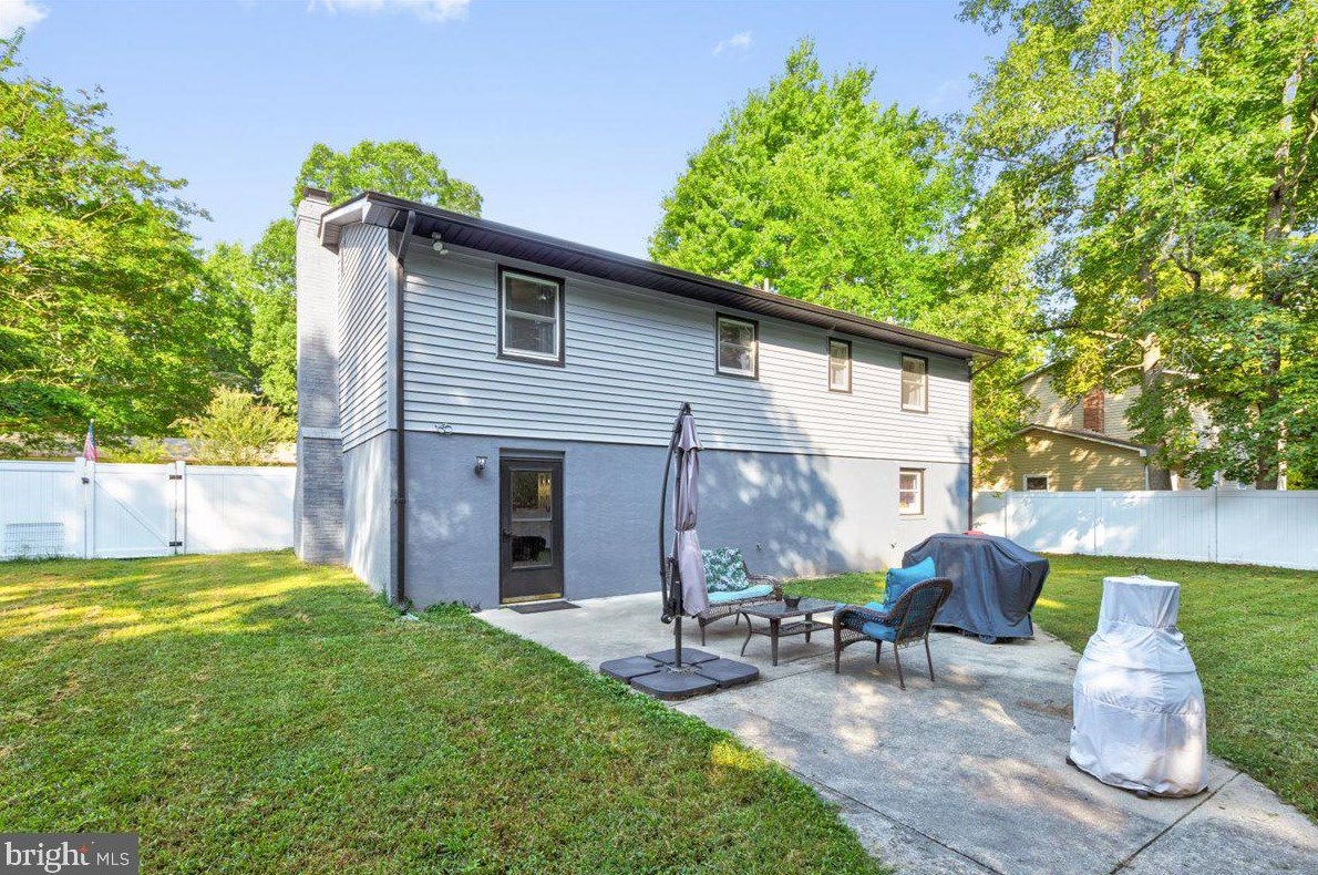 21680 Galatea St, Lex Pk MD  20653-2550 exterior