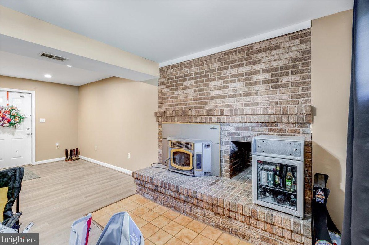 21680 Galatea St, Lex Pk MD  20653-2550 exterior