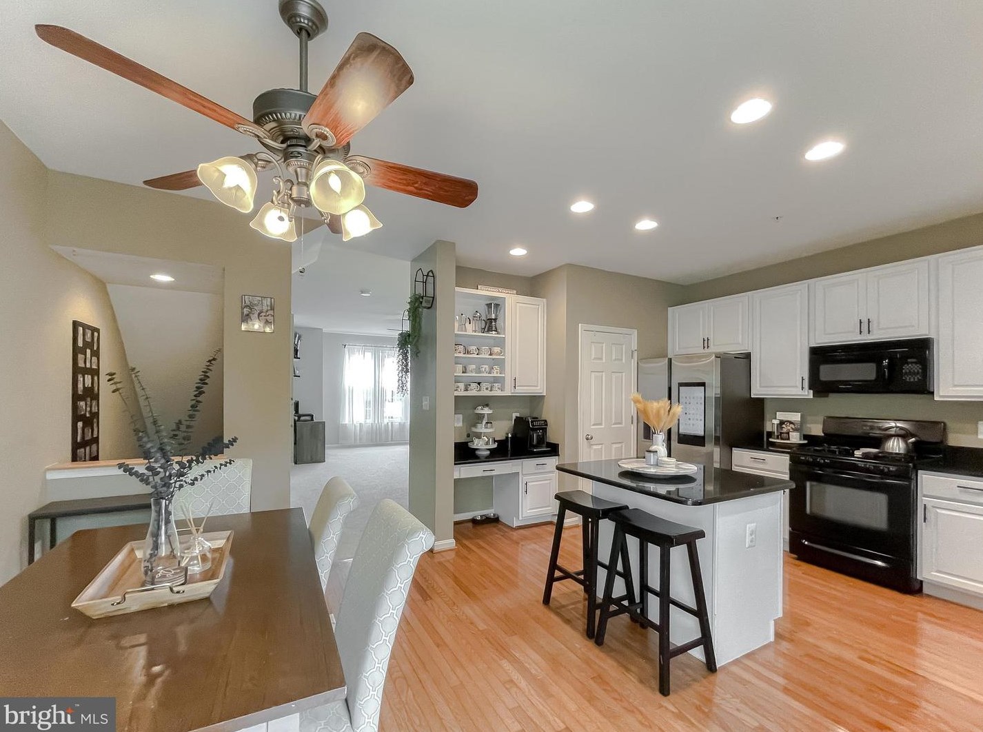 45475 Monterey Ln, California MD 20619-5113 exterior