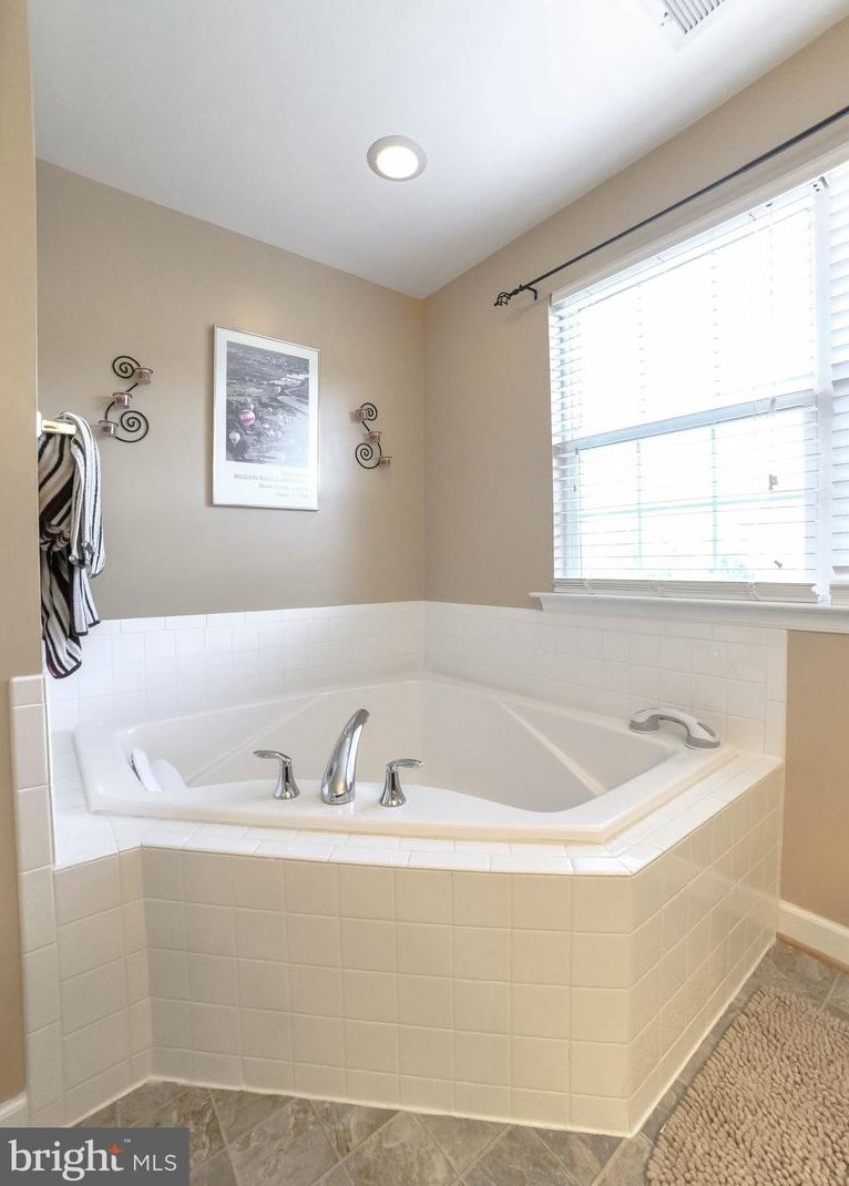 20984 Freedom Run Dr, Lex Pk MD 20653-4435 exterior