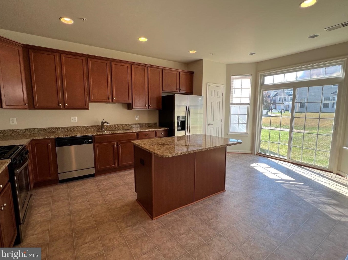 44517 Gray Wolf St, California, MD 20619-7114