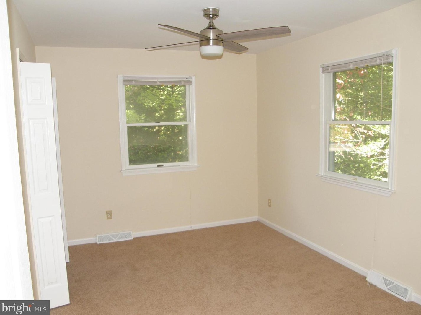 21690 Galatea St, Lex Pk MD  20653-2550 exterior