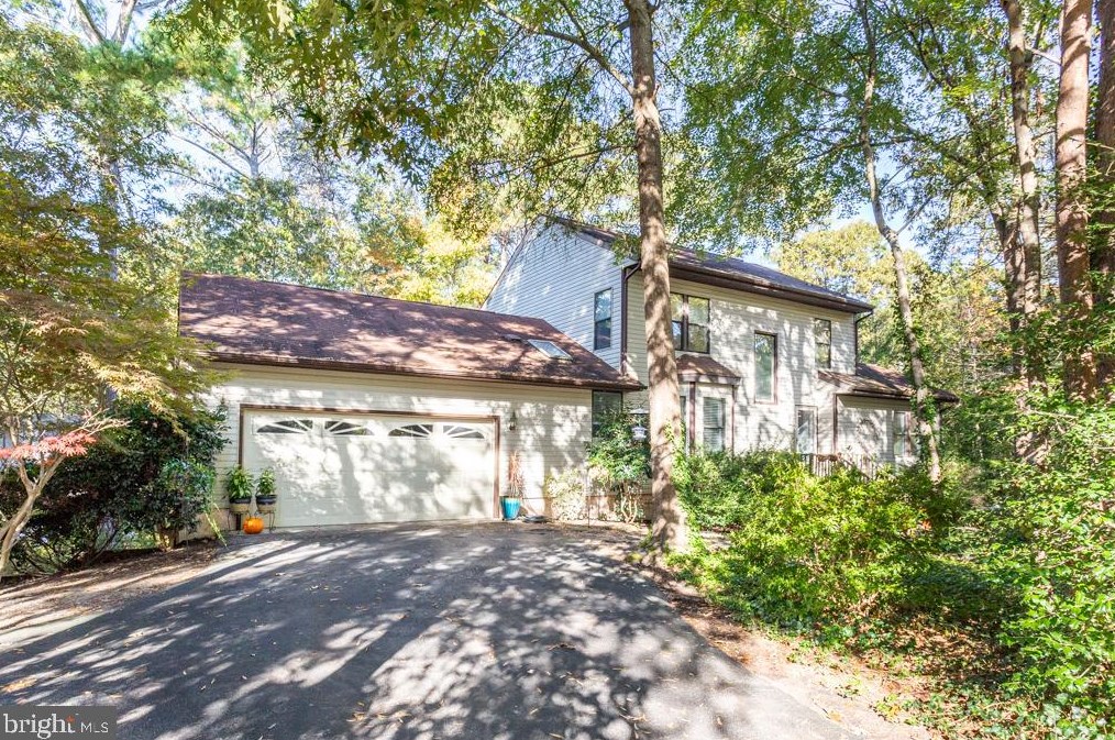 23261 Holly Hill Ln, California, MD 20619-6129