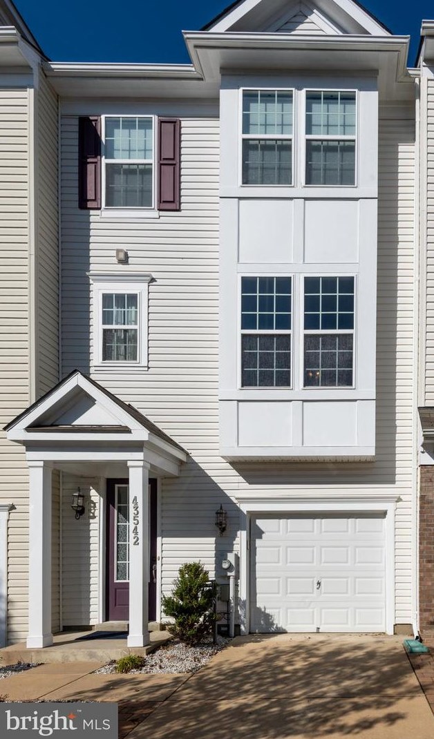 43542 Marguerite Way, California, MD 20619