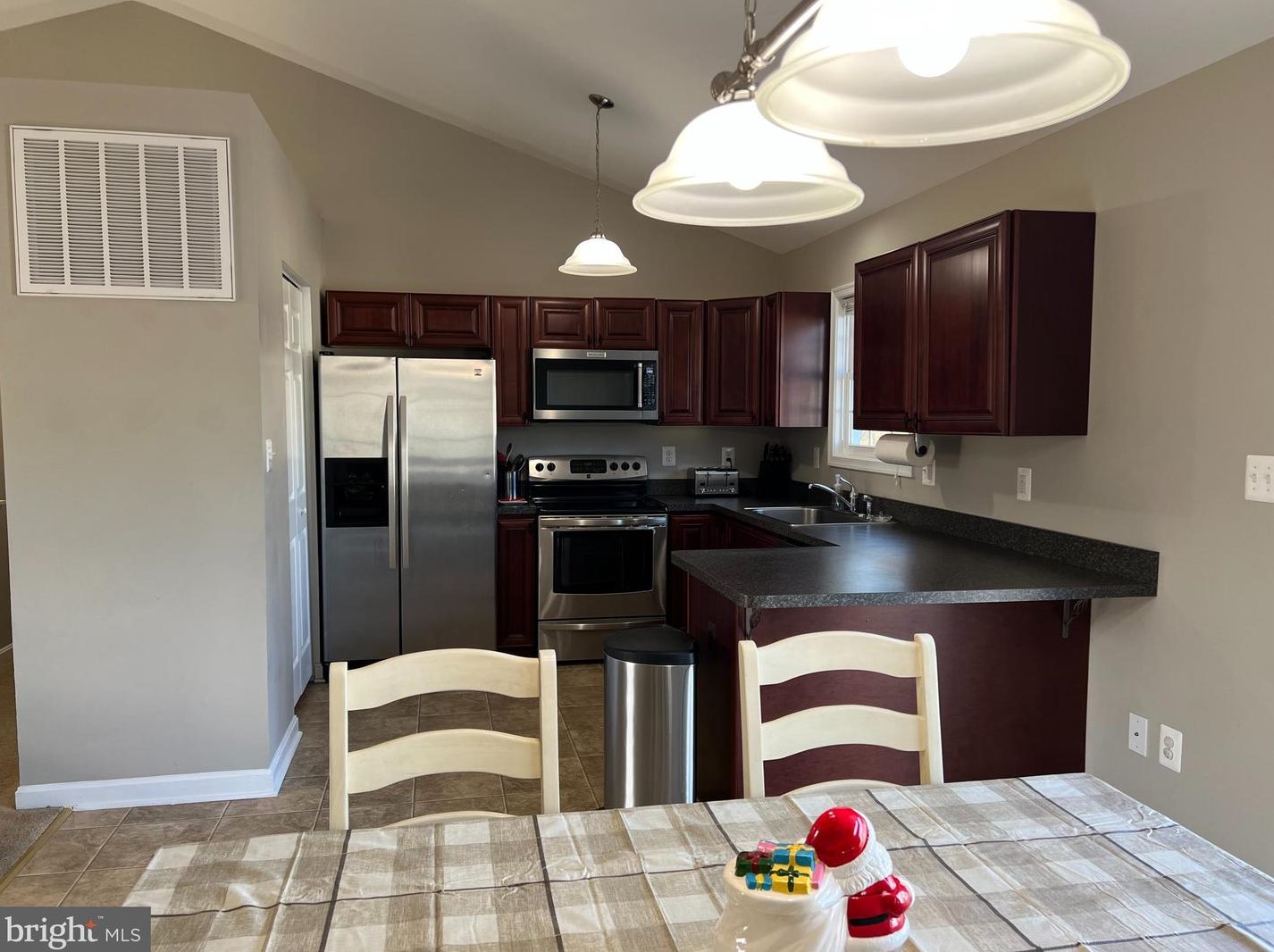 29734 Allen Rd, Mechanicsville, MD 20659