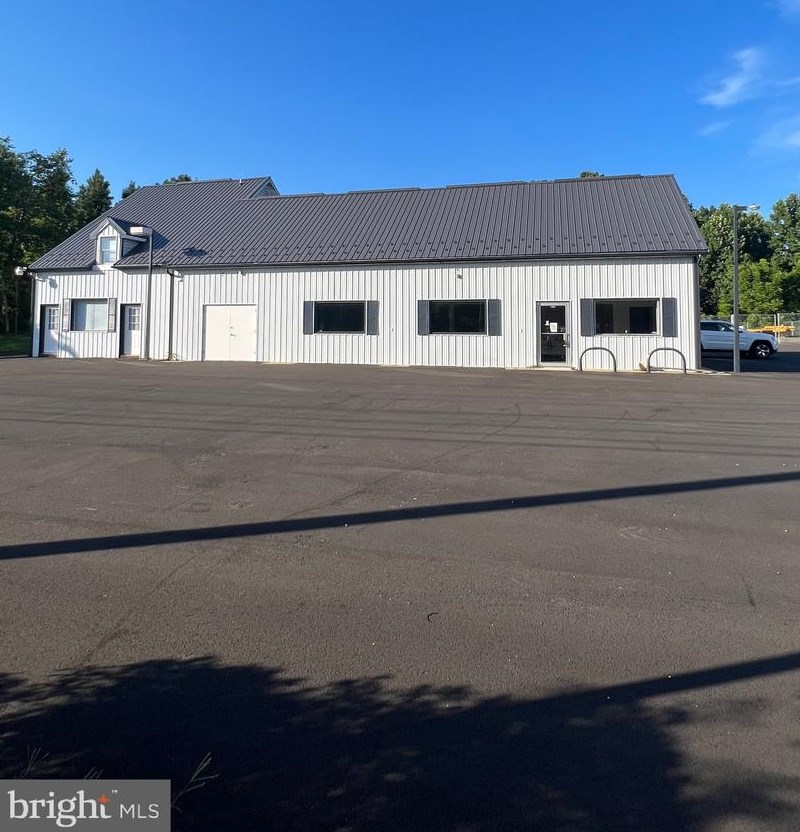 25580 Three Notch Rd, Hollywood, MD 20636