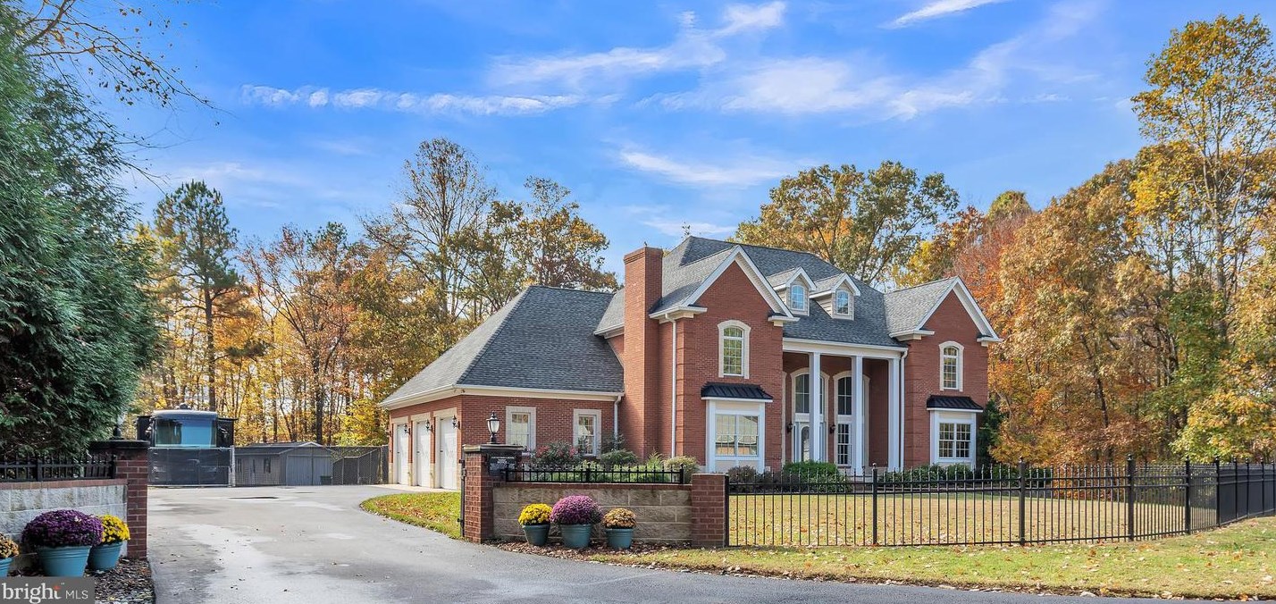 30771 Point Lookout Rd, Mechanicsville, MD 20659