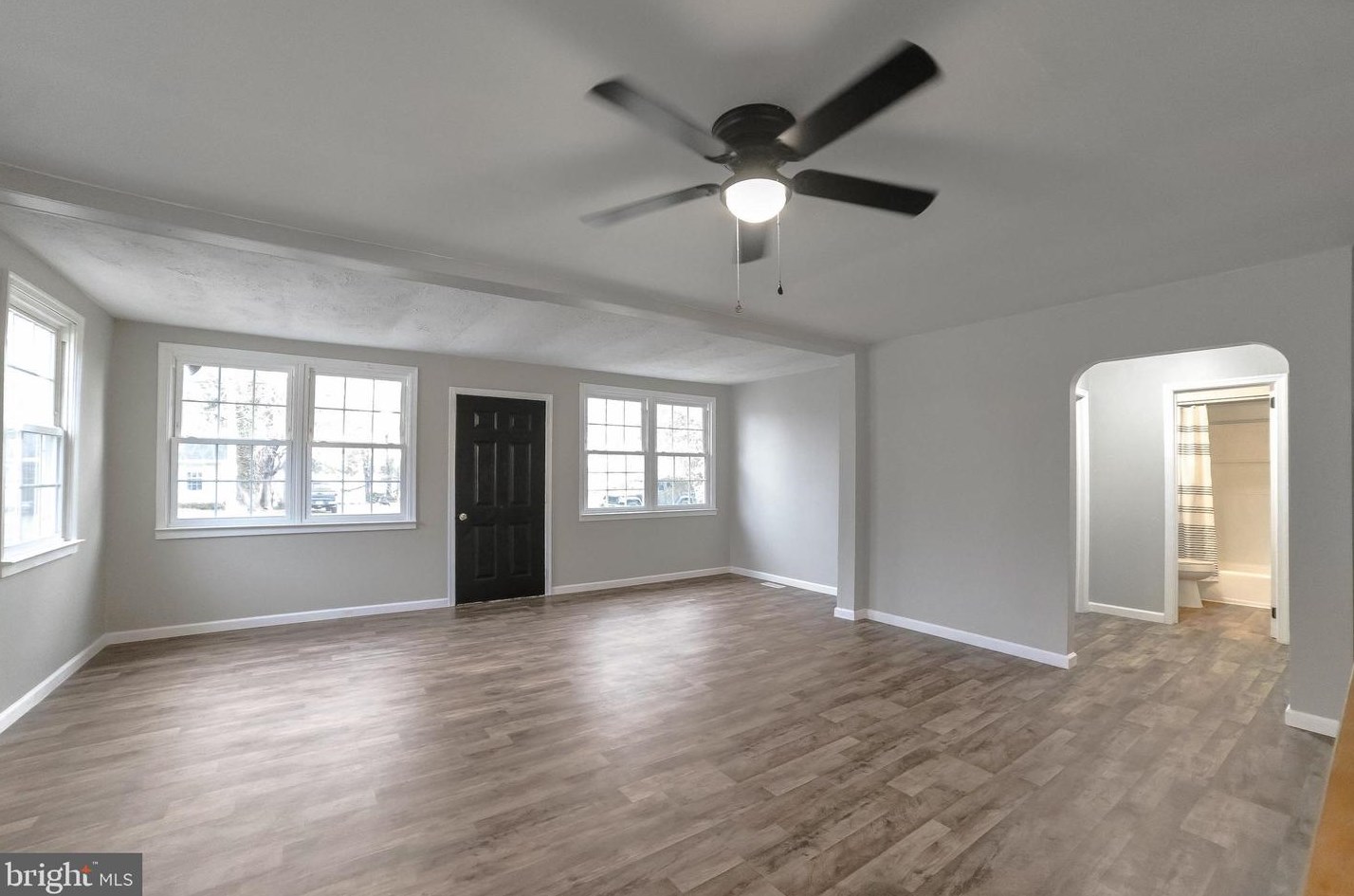 43233 Riverside Dr, Hollywood, MD 20636