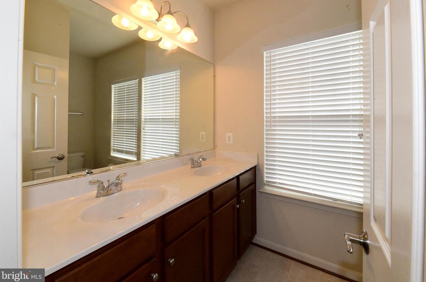 43980 Swift Fox Dr, California MD  20619-7123 exterior