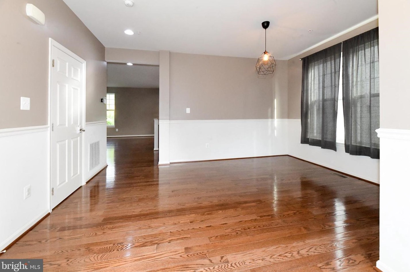 43980 Swift Fox Dr, California MD  20619-7123 exterior