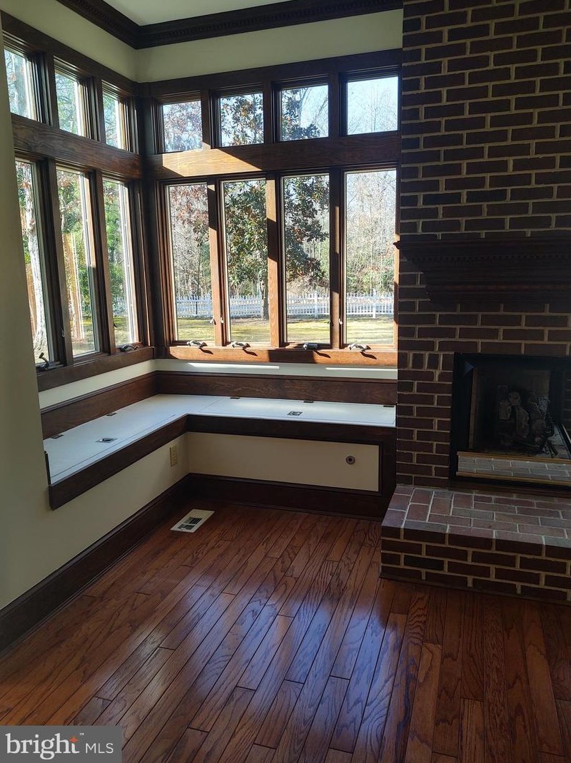 25744 Whiskey Creek Rd, Hollywood, MD 20636