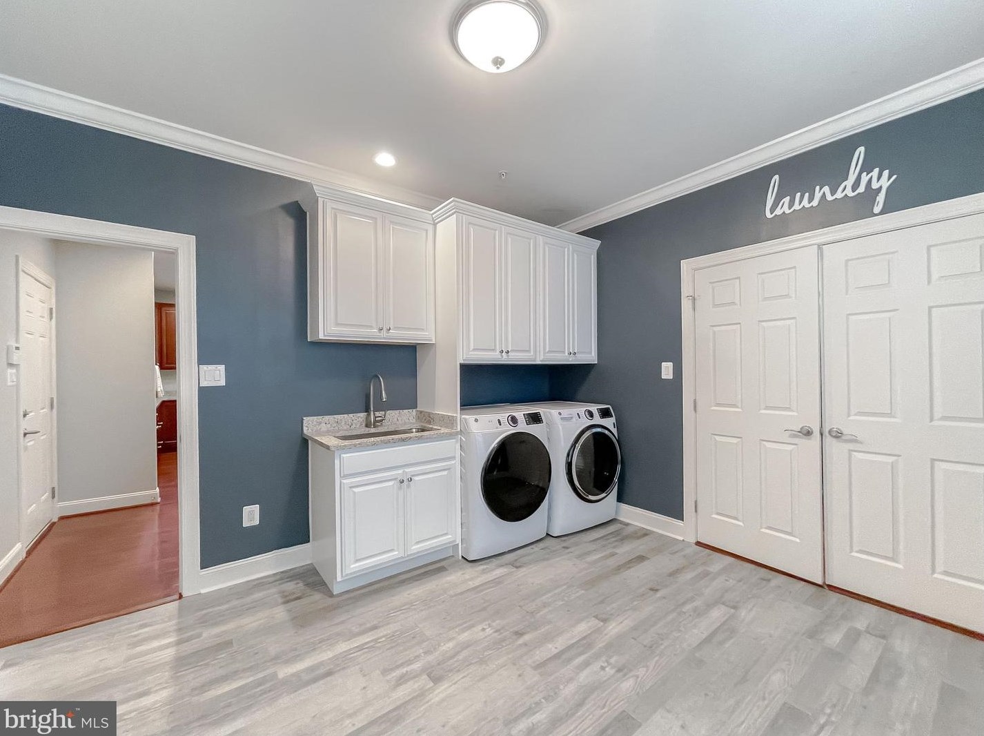 46946 Pembrooke St, Lex Pk MD  20653-8222 exterior