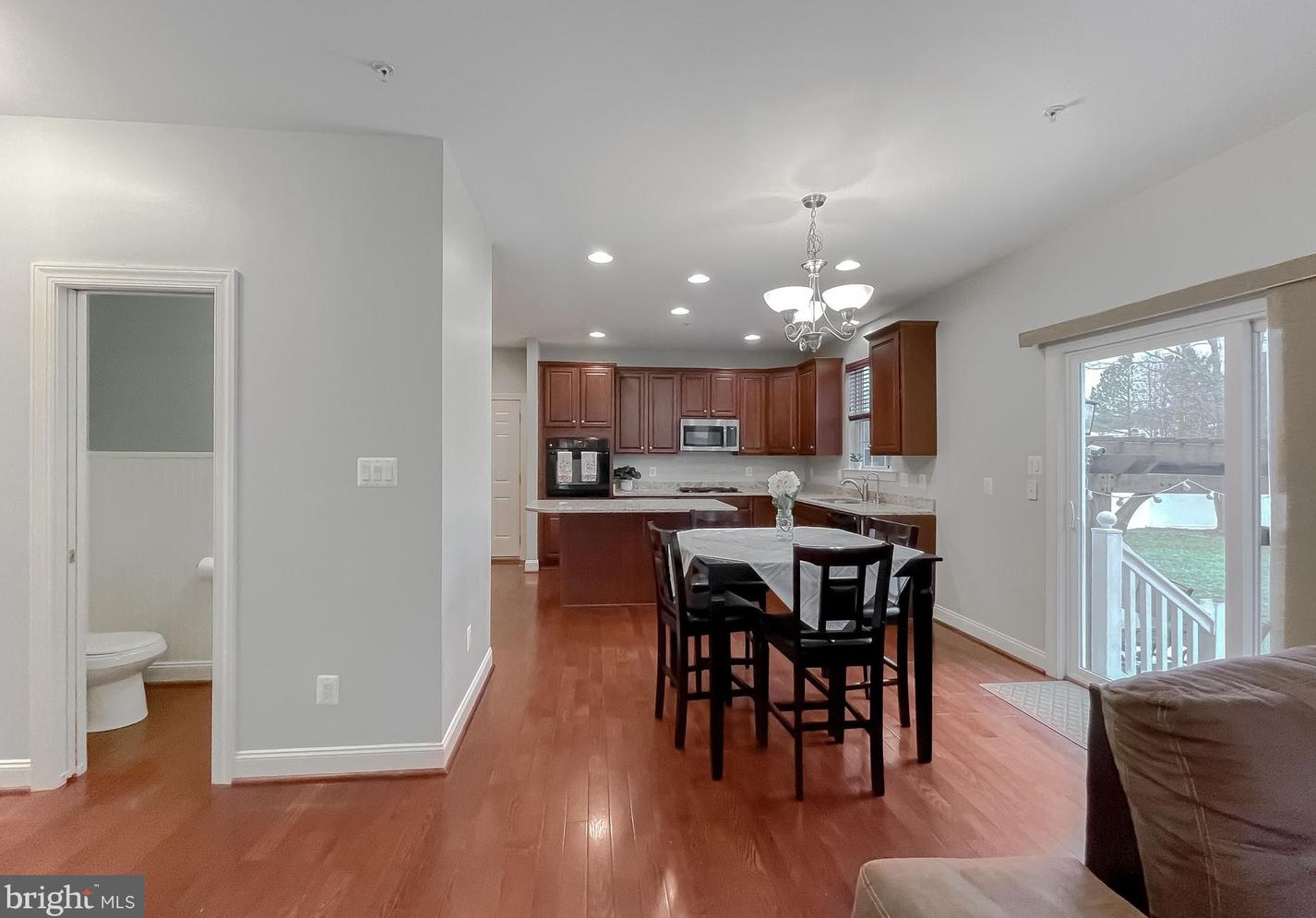 46946 Pembrooke St, Lex Pk MD  20653-8222 exterior