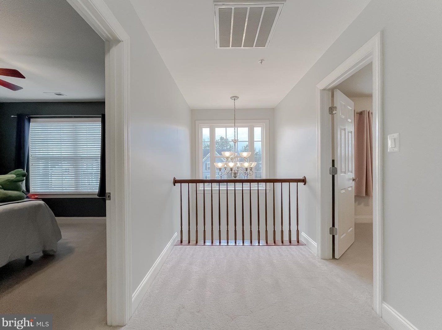 46946 Pembrooke St, Lex Pk MD  20653-8222 exterior