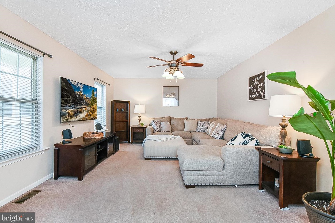 26131 Hills Dr, Mechanicsville, MD 20659-2999