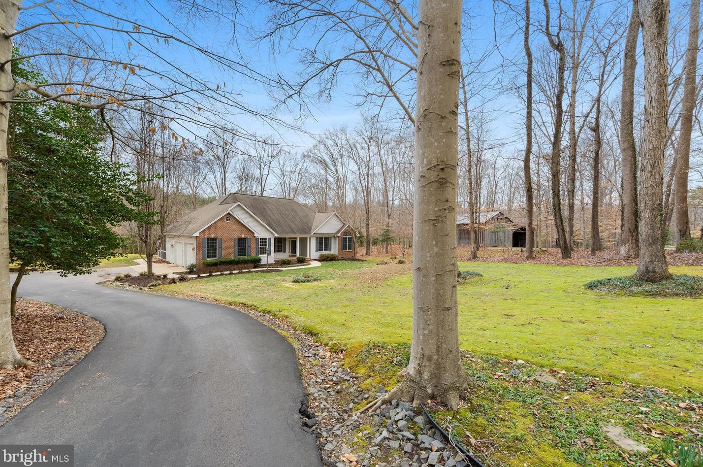 40465 Shady Ln, Mechanicsville, MD 20659