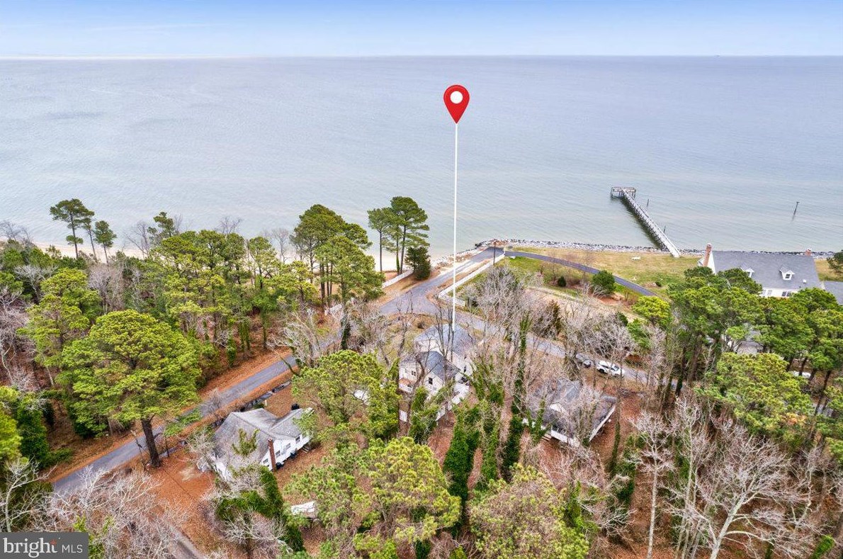 14751 Bay Front Dr, Scotland, MD 20687