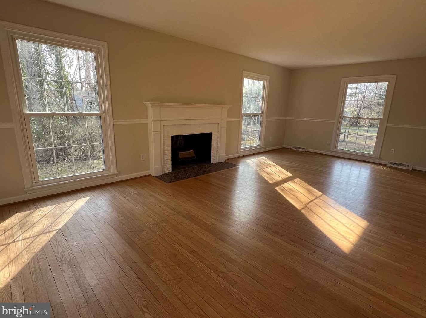 21730 Lake Cir, Leonardtown, MD 20650-2143