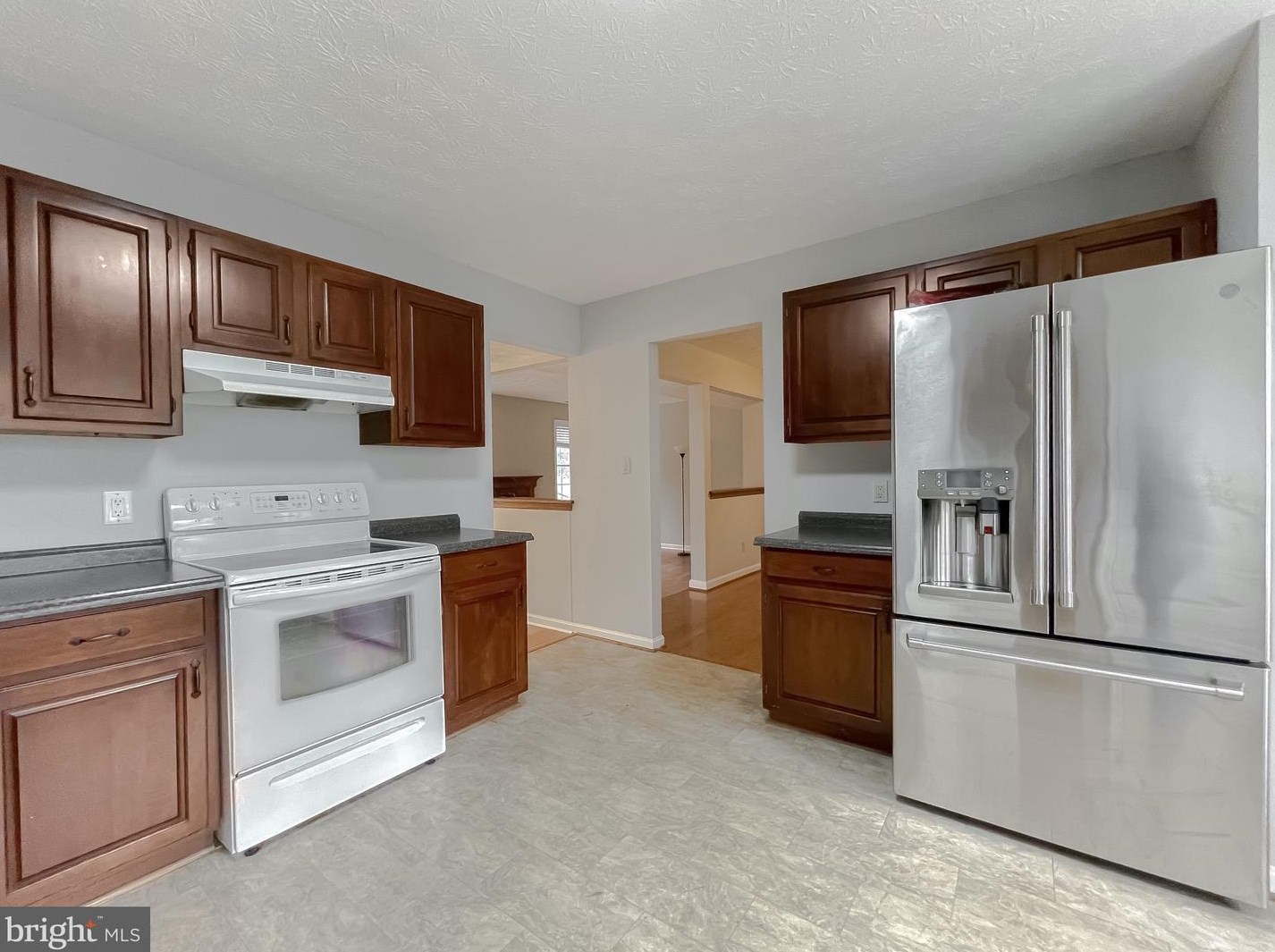 23230 Hickory Nut Dr, California, MD 20619-2079