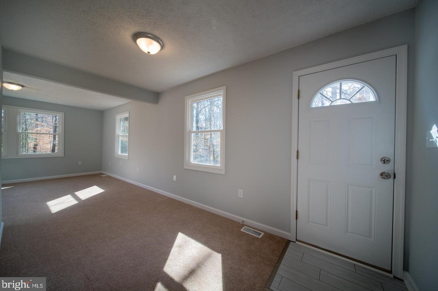 27040 Oxley Dr, Mechanicsville, MD 20659
