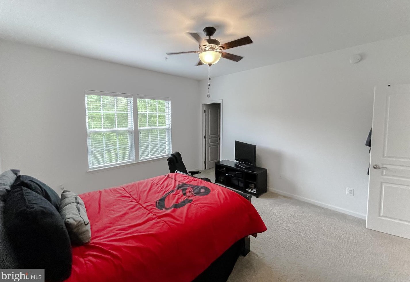 43932 Swift Fox Dr, California MD  20619-7136 exterior