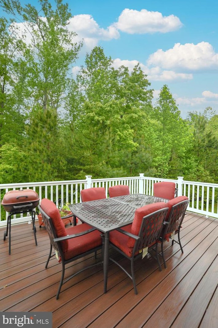 43932 Swift Fox Dr, California MD  20619-7136 exterior