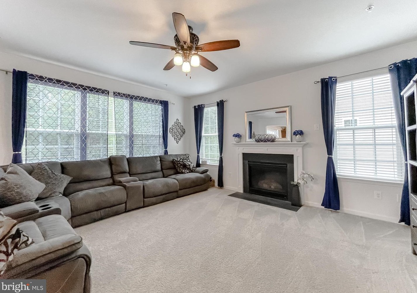 43932 Swift Fox Dr, California MD  20619-7136 exterior