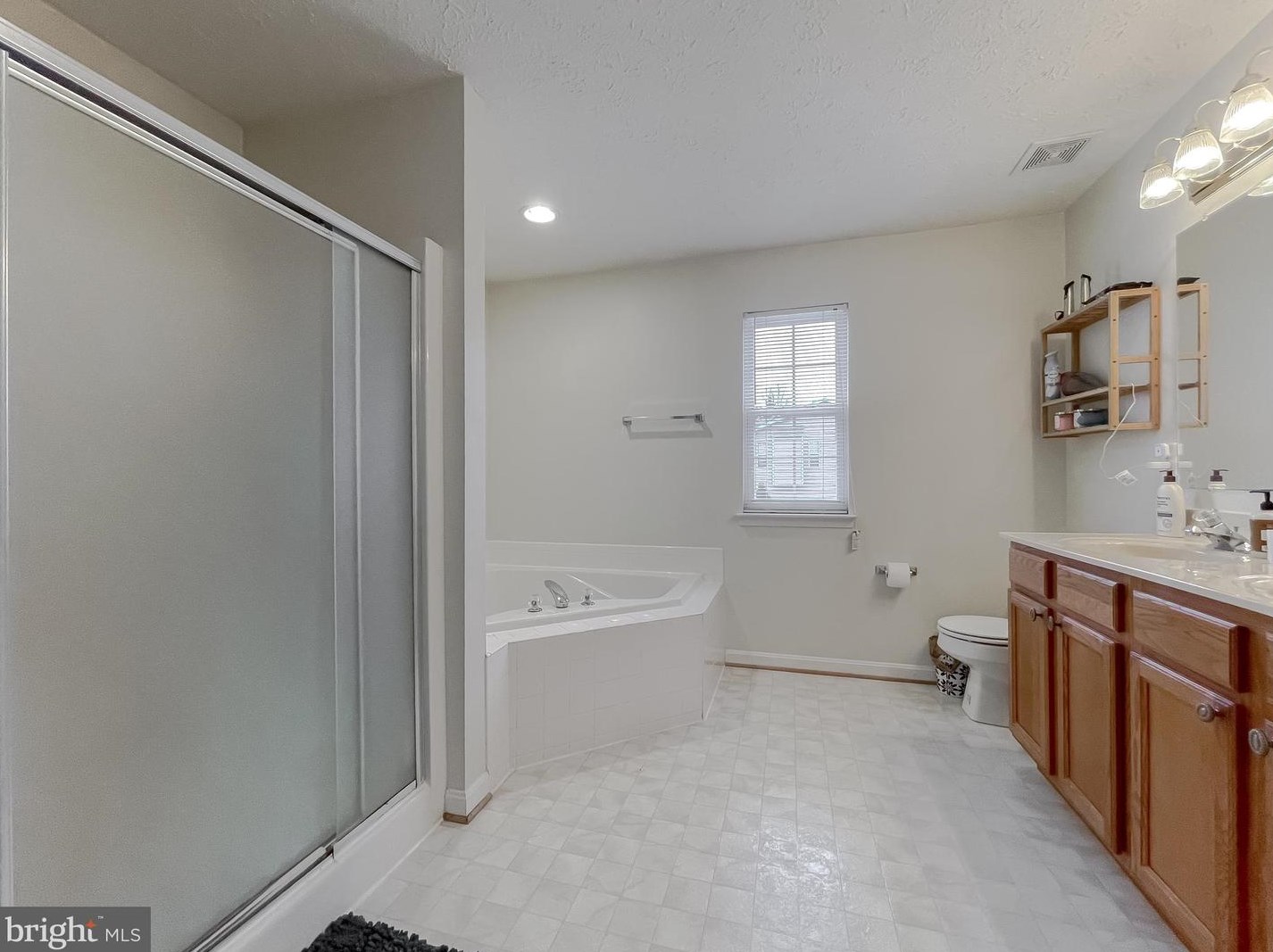 46721 Robert Leon Dr, Lex Pk MD  20653-3775 exterior