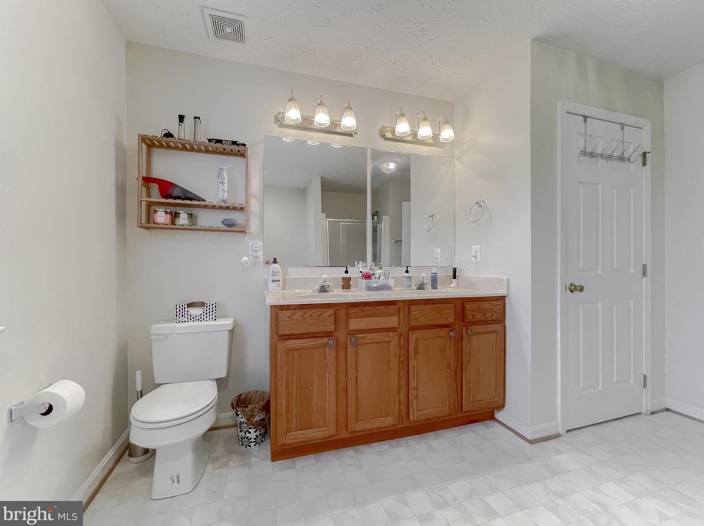 46721 Robert Leon Dr, Lex Pk MD  20653-3775 exterior