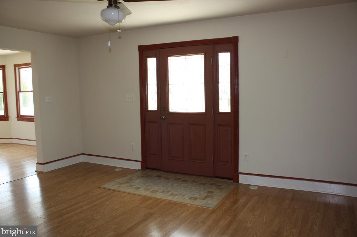 48828 Trapp Rd, Saint Inigoes, MD 20684