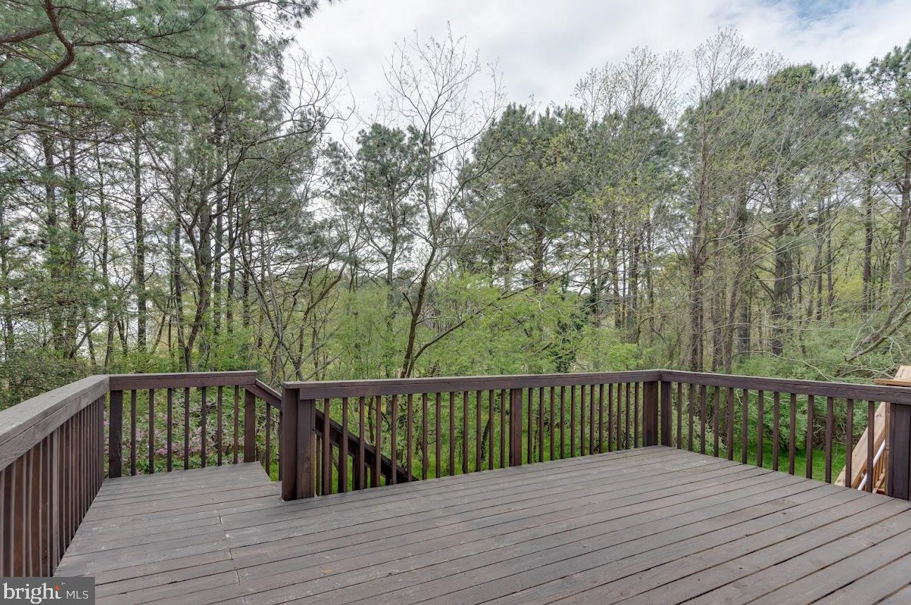 48395 Sunburst Dr, Lex Pk MD  20653-4588 exterior