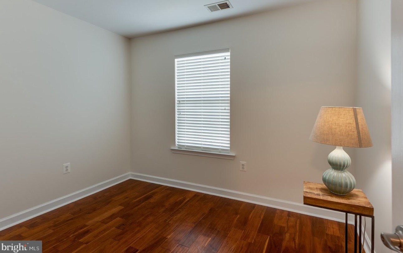 48395 Sunburst Dr, Lex Pk MD  20653-4588 exterior