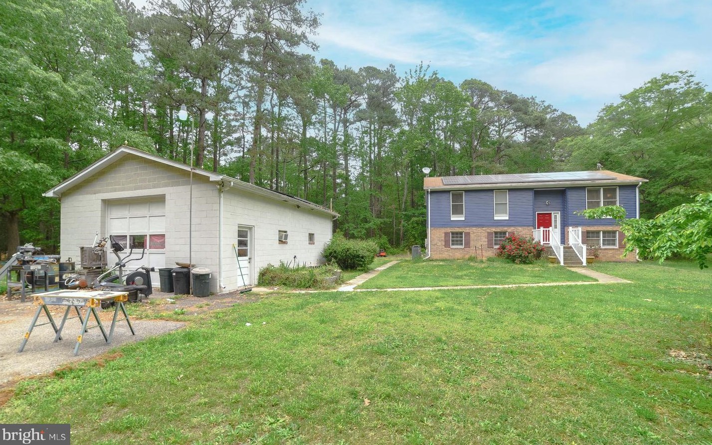 20416 Lake Pl, Coltons Point, MD 20626