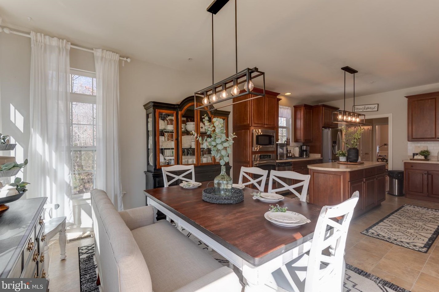 46979 Pembrooke St, Lex Pk MD  20653-8222 exterior