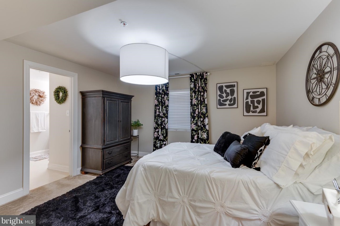 46979 Pembrooke St, Lex Pk MD  20653-8222 exterior