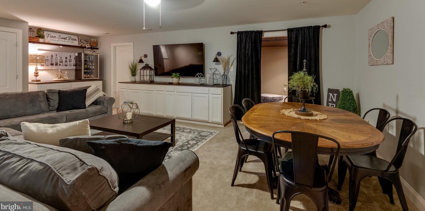 46979 Pembrooke St, Lex Pk MD  20653-8222 exterior