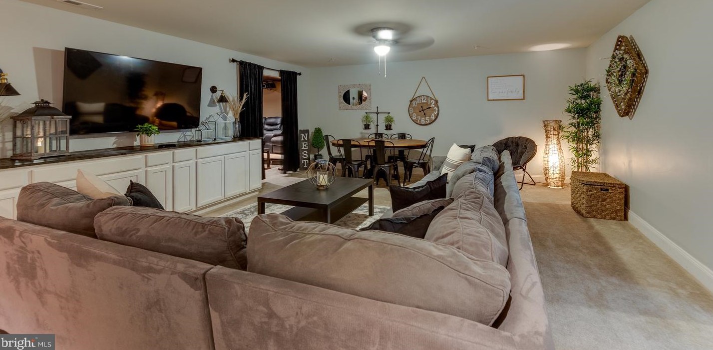 46979 Pembrooke St, Lex Pk MD  20653-8222 exterior