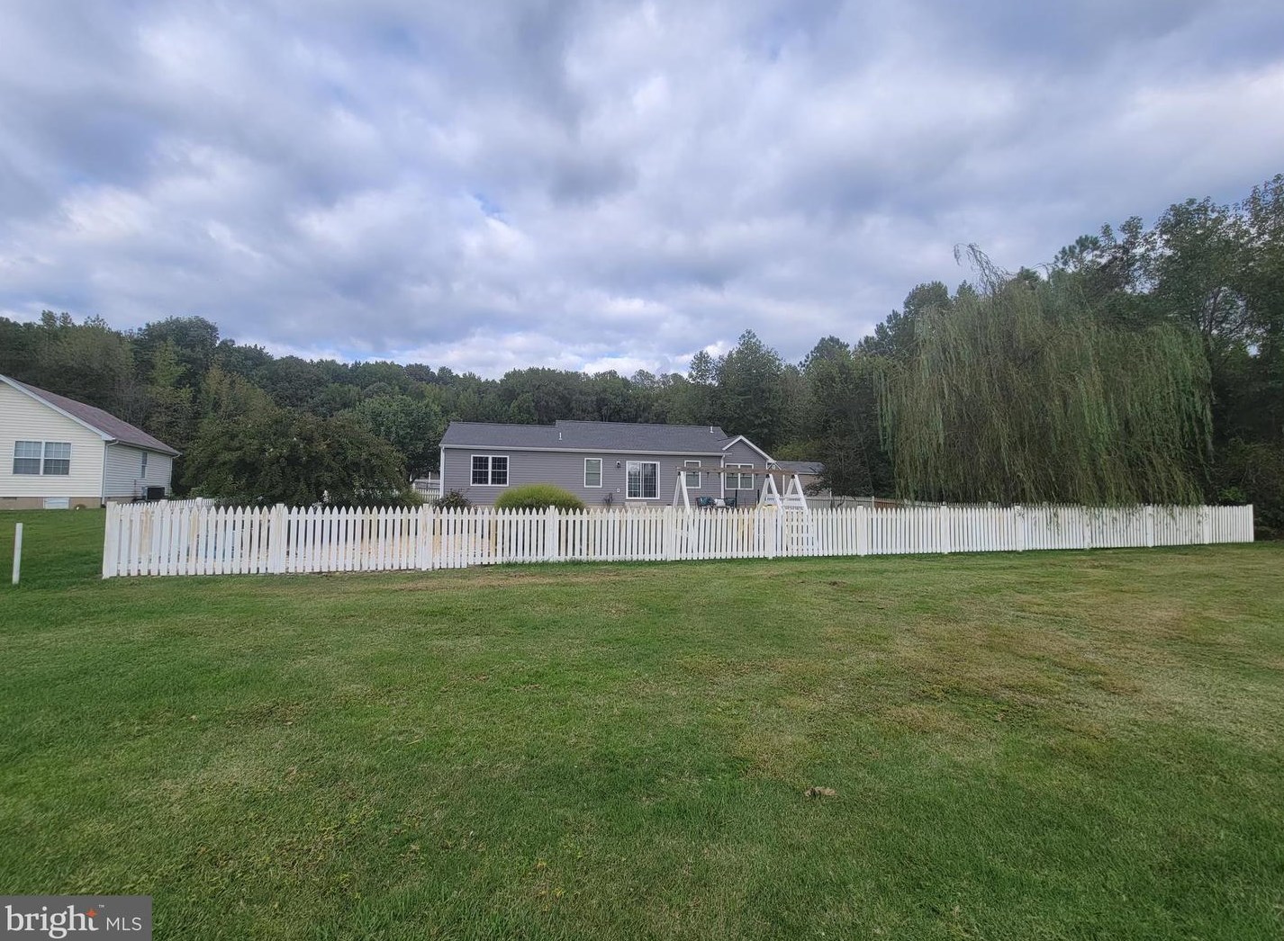 35617 Golf Course Dr, Mechanicsville MD  20659-2984 exterior