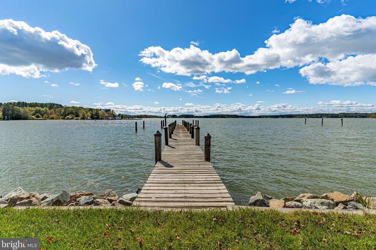 50295 Malone Bay Ct, Dameron, MD 20628