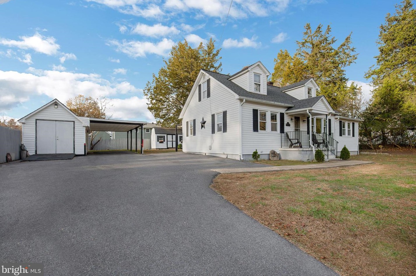 24383 Hollywood Rd, Hollywood, MD 20636