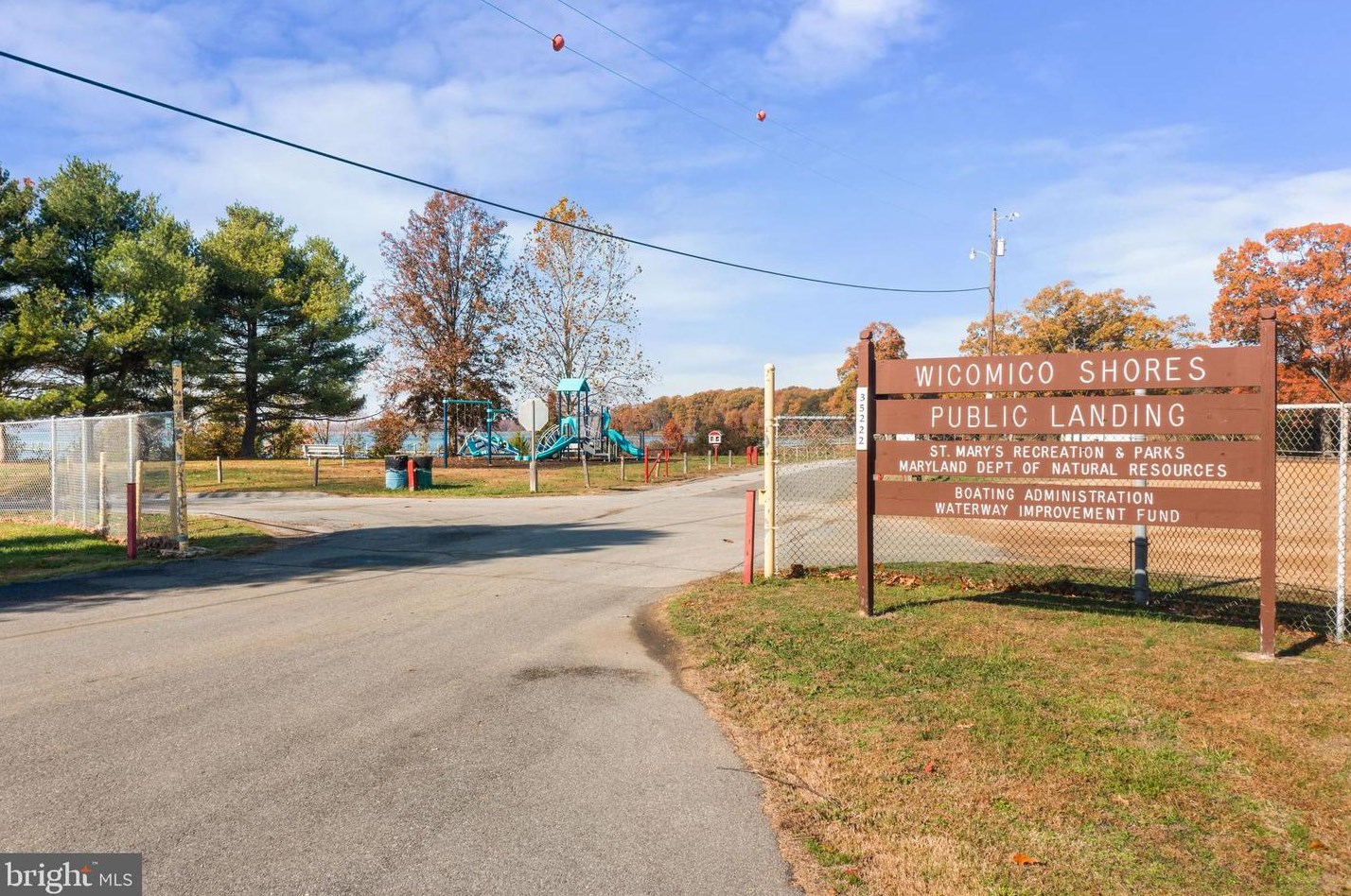 35899 Army Navy Dr, Mechanicsville MD  20659-2931 exterior