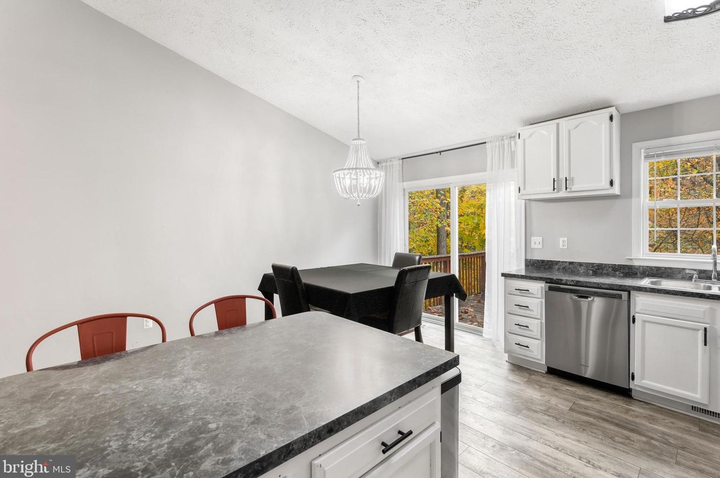 35899 Army Navy Dr, Mechanicsville MD  20659-2931 exterior