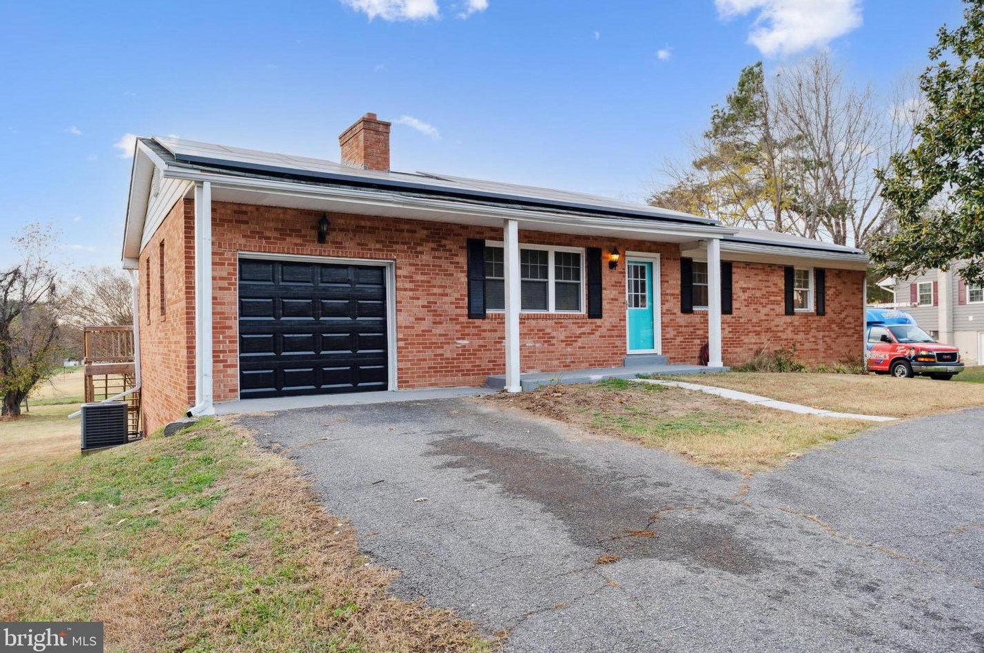 35644 Aviation Yacht Club Rd, Mechanicsville, MD 20659