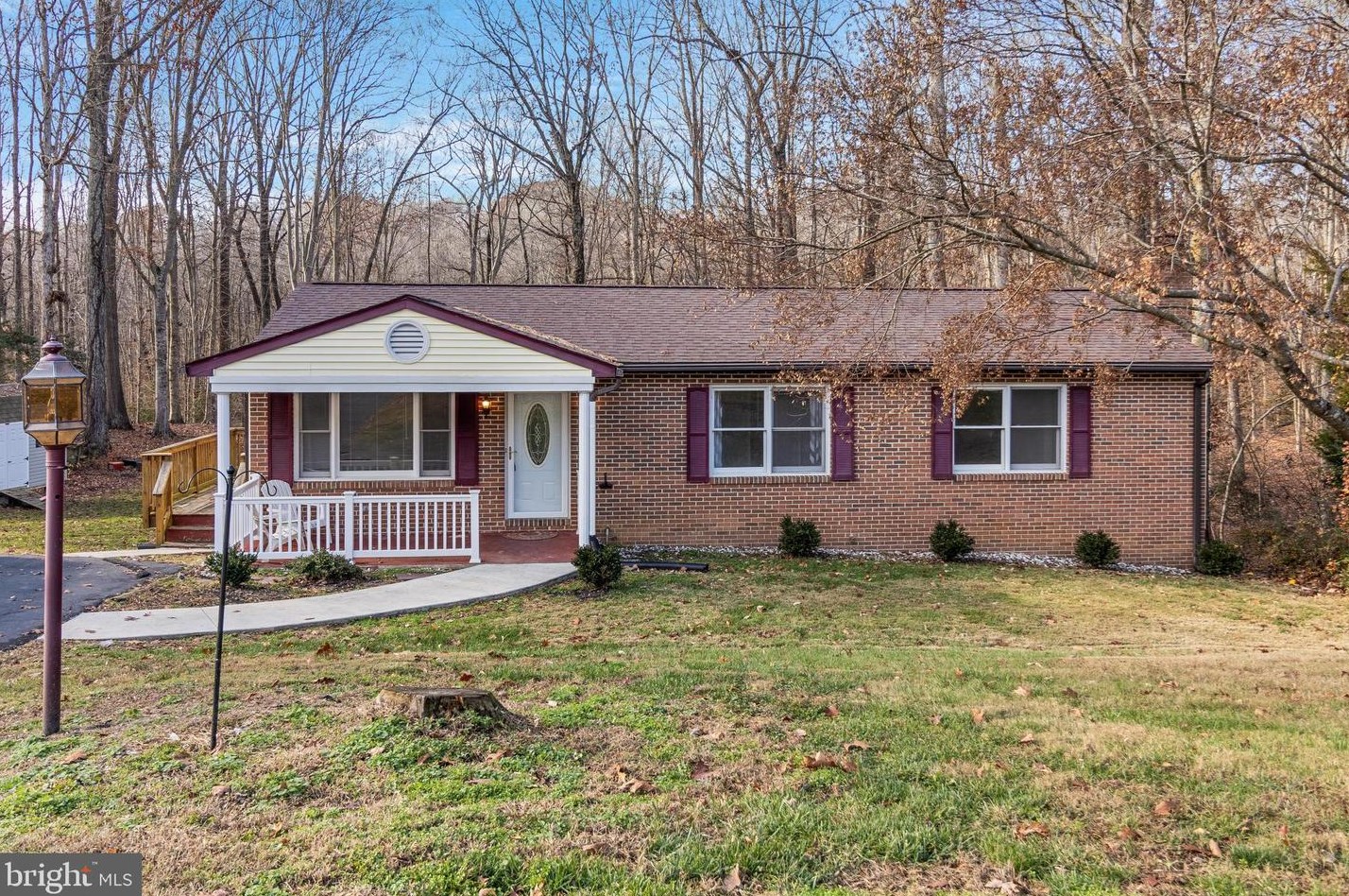 27479 Yowaiski Mill Rd, Mechanicsville, MD 20659